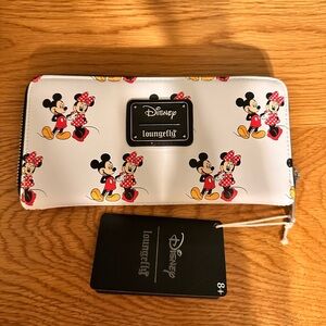 Loungefly Disney Mickey and Minnie White Key & Card Holder